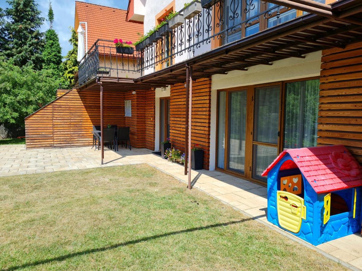 Apartman Pri Kalvarii บันสกา ชีอาว์นีซา ภายนอก รูปภาพ