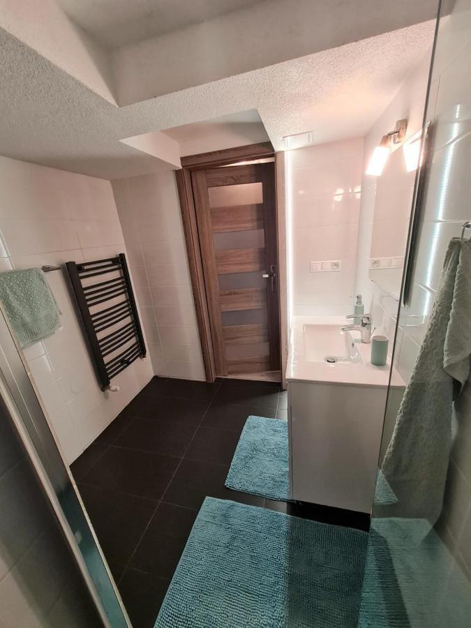 Apartman Pri Kalvarii บันสกา ชีอาว์นีซา ภายนอก รูปภาพ