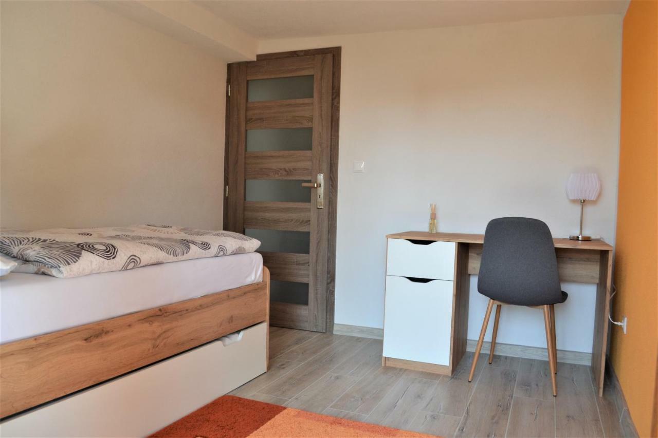 Apartman Pri Kalvarii บันสกา ชีอาว์นีซา ภายนอก รูปภาพ